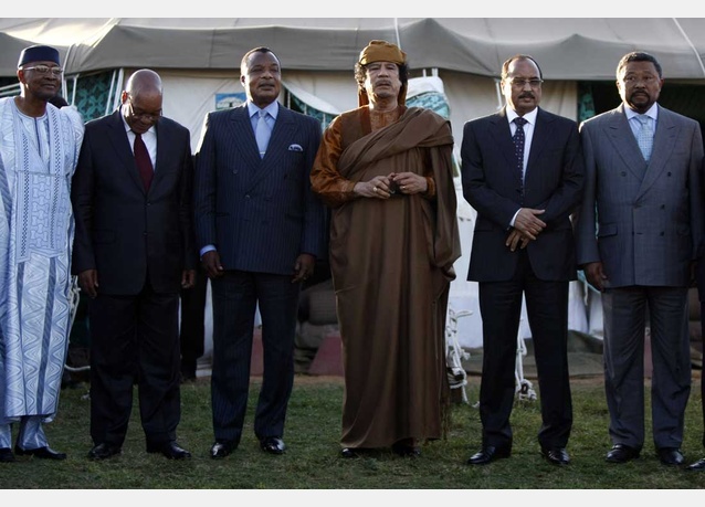 muammar-gaddafi-meets-african-union-delegation