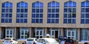 Femmes et pouvoir aux Comores : dix ans de représentation parlementaire, quelle évolution réelle ?